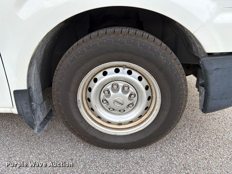 image for item DZ4838 2016 Nissan NV 1500 van