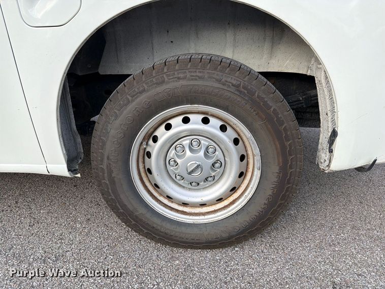image for item DZ4838 2016 Nissan NV 1500 van