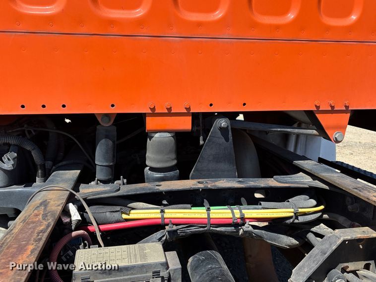 image for item EA0003 2012 Freightliner Business Class M2 truck cab and chassis