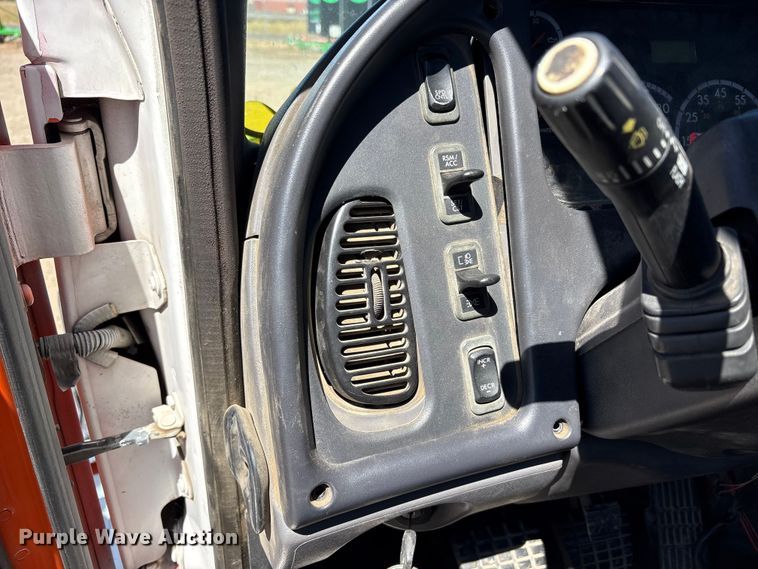 image for item EA0003 2012 Freightliner Business Class M2 truck cab and chassis