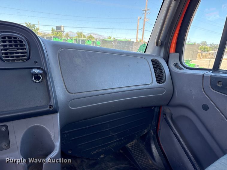 image for item EA0003 2012 Freightliner Business Class M2 truck cab and chassis