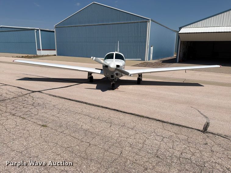 image for item EA0440 1964 Mooney M-20C airplane