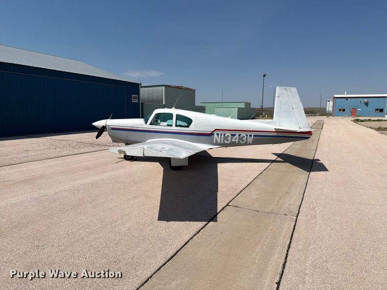 image for item EA0440 1964 Mooney M-20C airplane