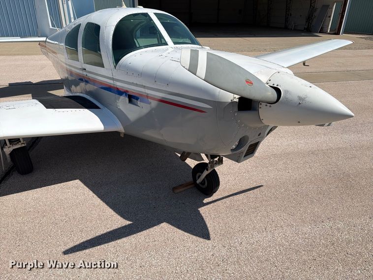 image for item EA0440 1964 Mooney M-20C airplane