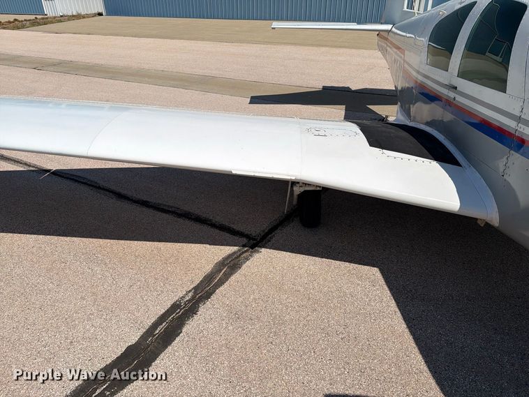 image for item EA0440 1964 Mooney M-20C airplane