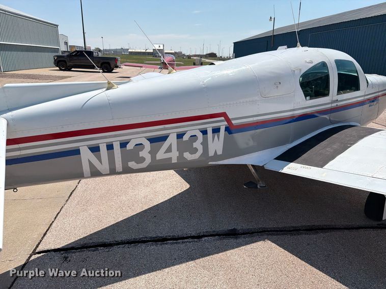 image for item EA0440 1964 Mooney M-20C airplane