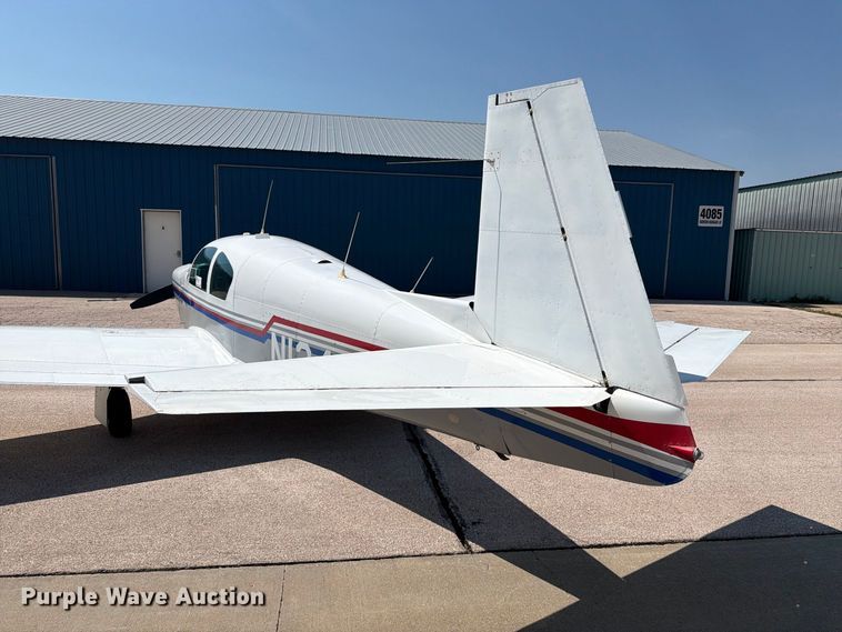 image for item EA0440 1964 Mooney M-20C airplane