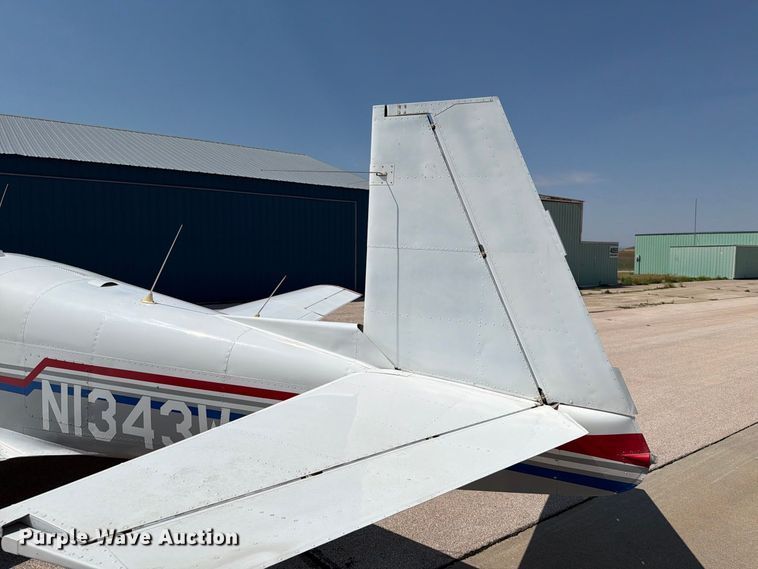 image for item EA0440 1964 Mooney M-20C airplane