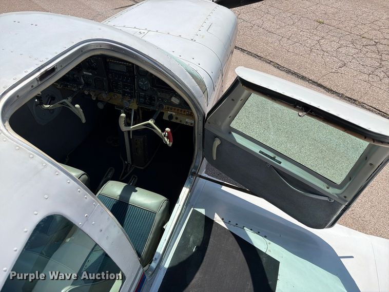 image for item EA0440 1964 Mooney M-20C airplane