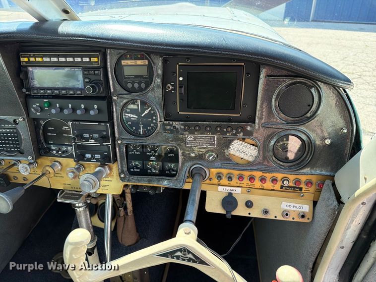 image for item EA0440 1964 Mooney M-20C airplane
