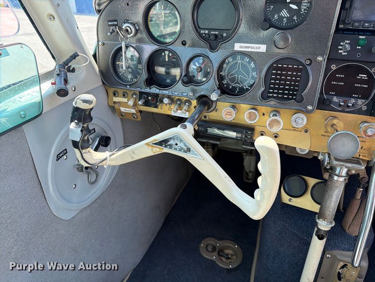 image for item EA0440 1964 Mooney M-20C airplane