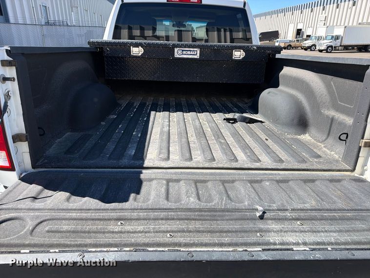 image for item ED0190 2013 RAM 1500 Ext. Cab pickup truck