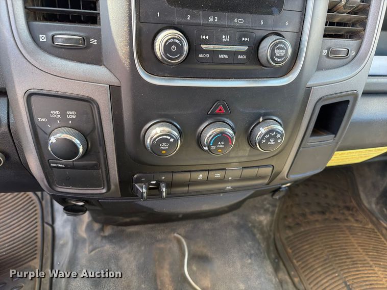 image for item ED0190 2013 RAM 1500 Ext. Cab pickup truck
