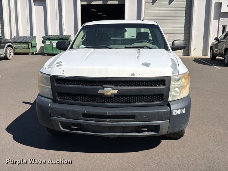 image for item ED0191 2009 Chevrolet Silverado 1500 Ext. Cab pickup truck