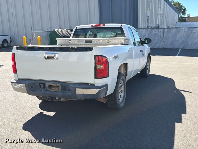 image for item ED0191 2009 Chevrolet Silverado 1500 Ext. Cab pickup truck