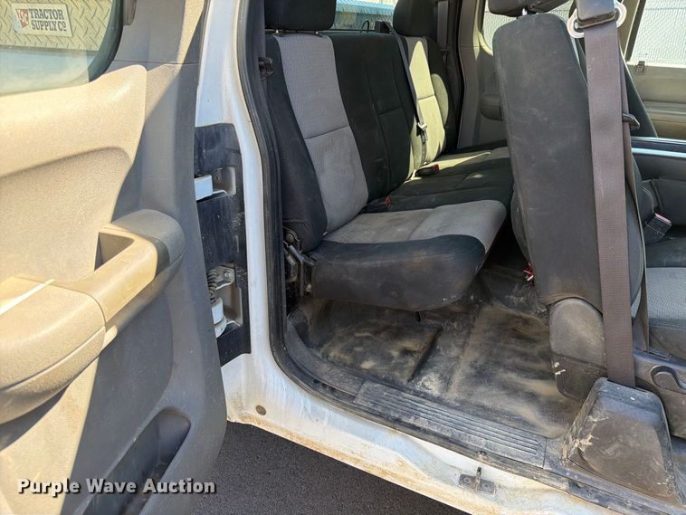 image for item ED0191 2009 Chevrolet Silverado 1500 Ext. Cab pickup truck