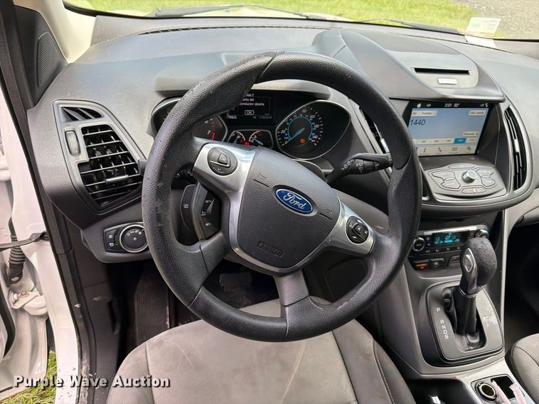 image for item EF1365 2016 Ford Escape SUV