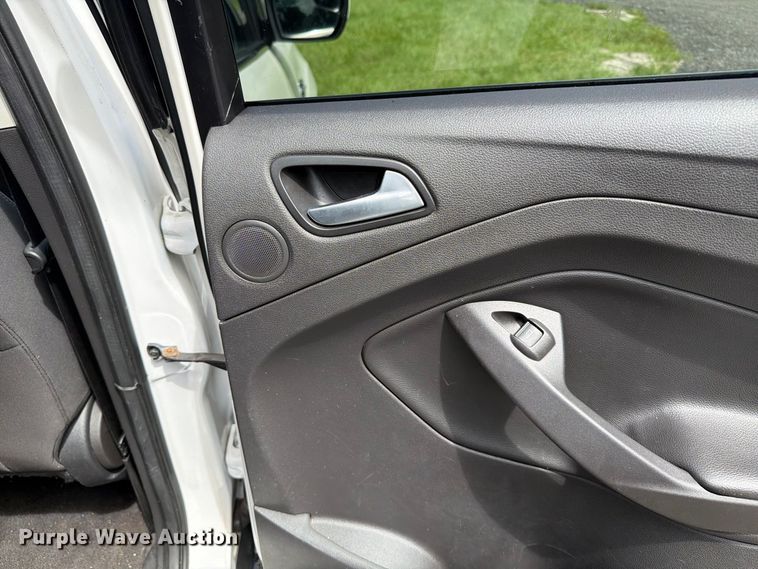 image for item EF1365 2016 Ford Escape SUV