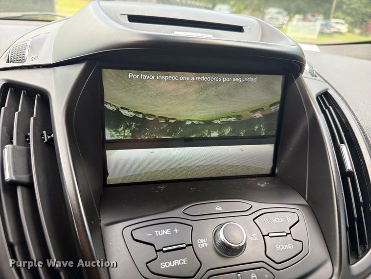 image for item EF1365 2016 Ford Escape SUV
