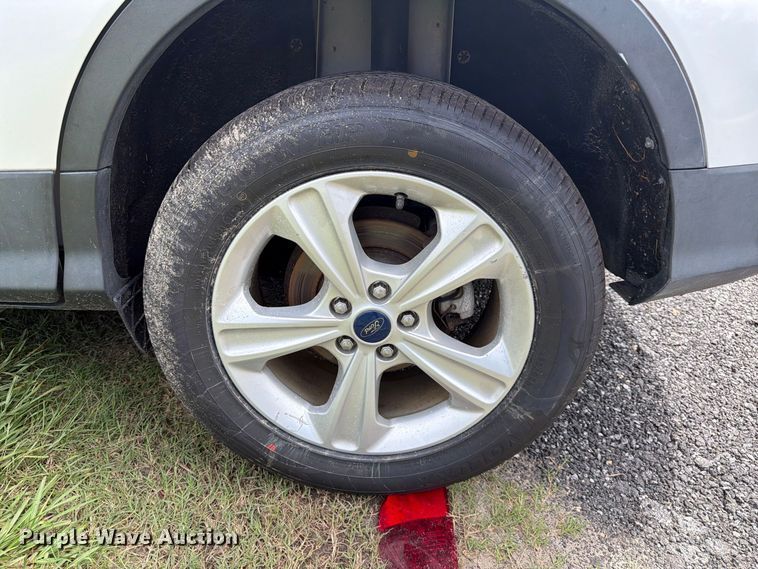 image for item EF1365 2016 Ford Escape SUV