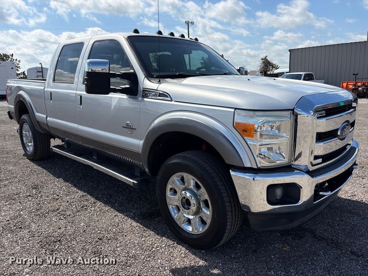 image for item EG9203 2014 Ford F350 Super Duty Crew Cab pickup truck
