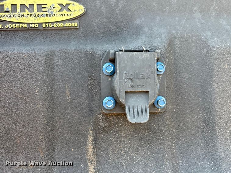 image for item EG9203 2014 Ford F350 Super Duty Crew Cab pickup truck