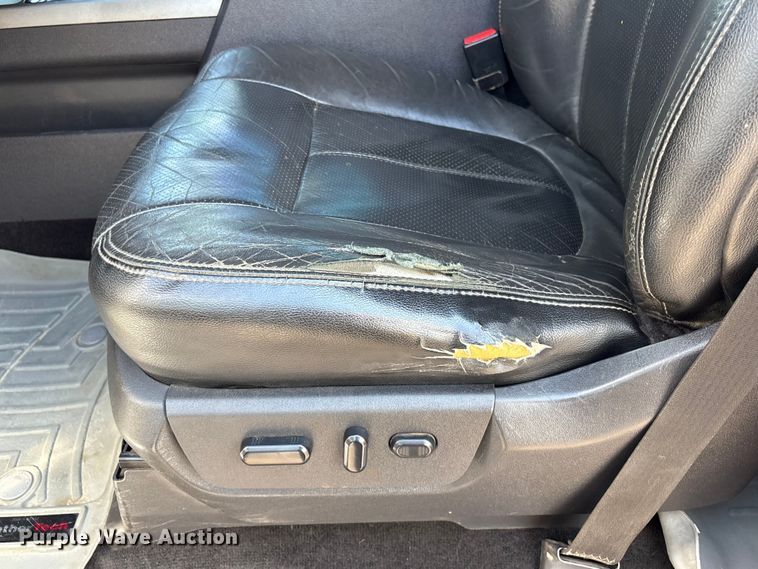 image for item EG9203 2014 Ford F350 Super Duty Crew Cab pickup truck