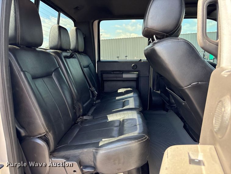 image for item EG9203 2014 Ford F350 Super Duty Crew Cab pickup truck