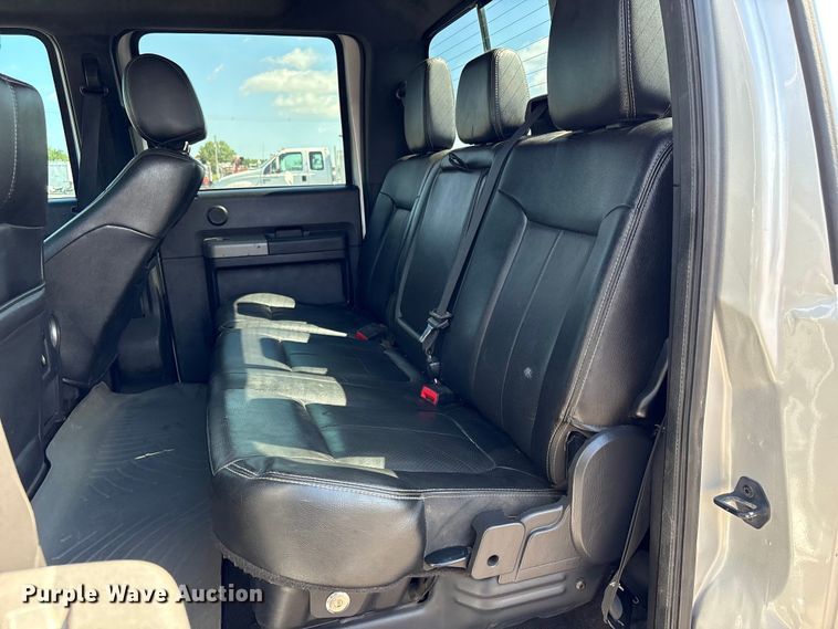 image for item EG9203 2014 Ford F350 Super Duty Crew Cab pickup truck