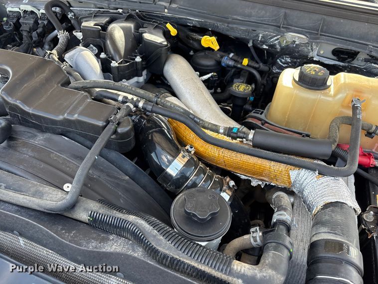 image for item EG9203 2014 Ford F350 Super Duty Crew Cab pickup truck