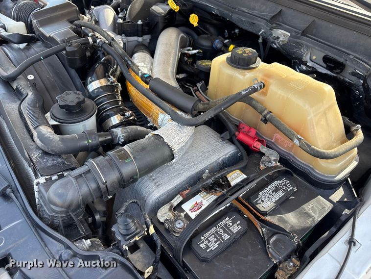 image for item EG9203 2014 Ford F350 Super Duty Crew Cab pickup truck