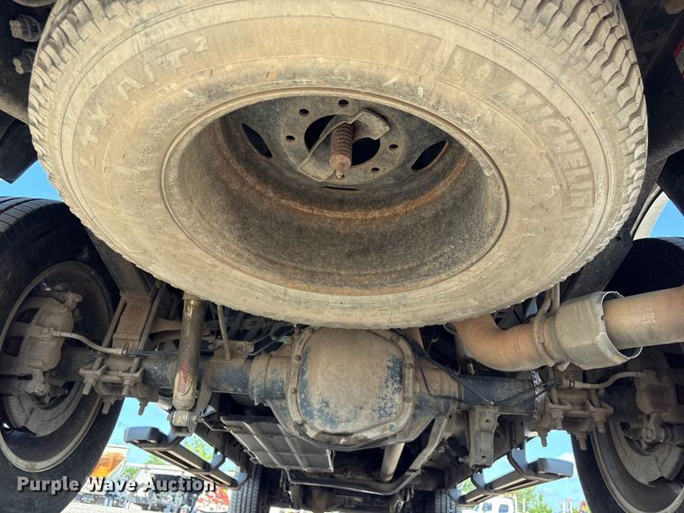 image for item EG9203 2014 Ford F350 Super Duty Crew Cab pickup truck