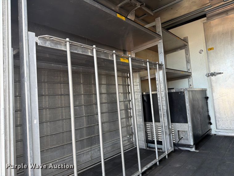 image for item EG9260 2015 Chevrolet Express 4500 refrigerated delivery truck