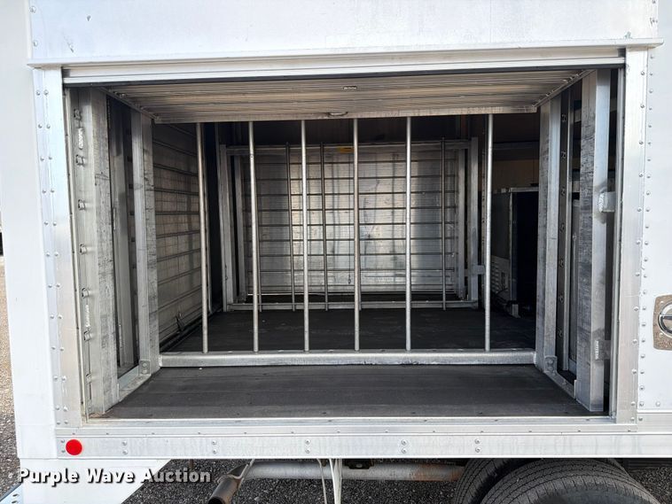 image for item EG9260 2015 Chevrolet Express 4500 refrigerated delivery truck