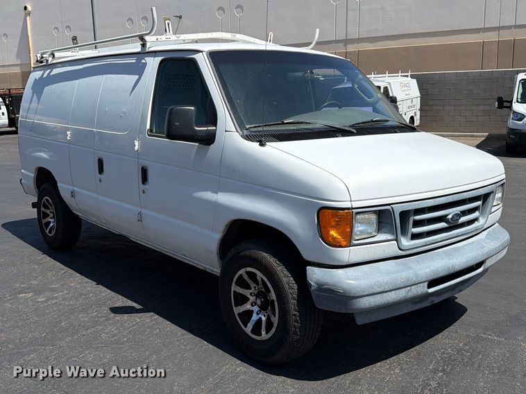 image for item EL2643 2004 Ford E250 van