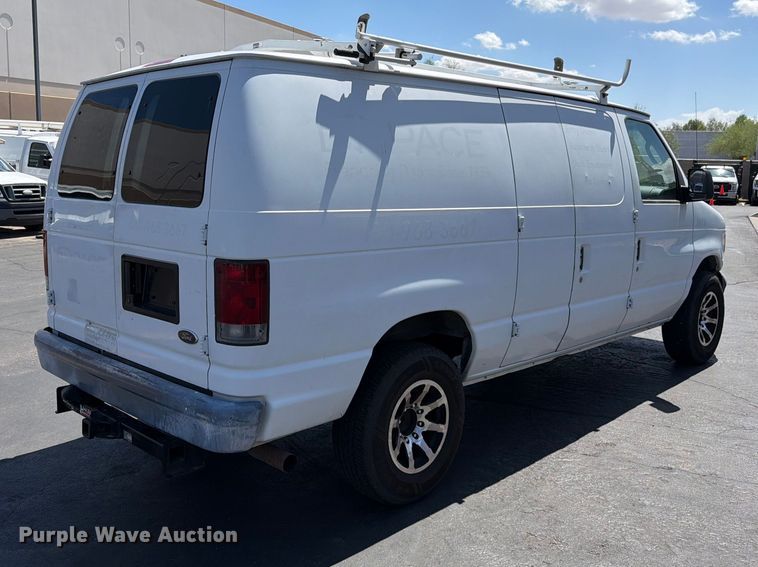 image for item EL2643 2004 Ford E250 van
