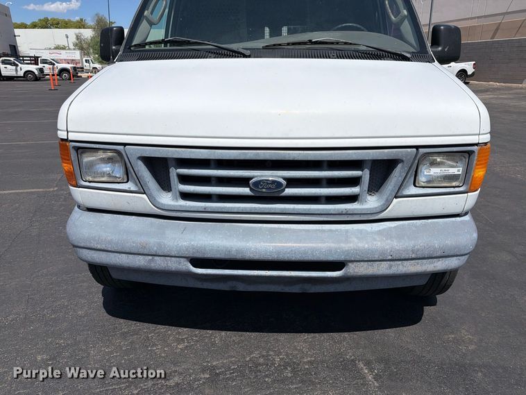 image for item EL2643 2004 Ford E250 van