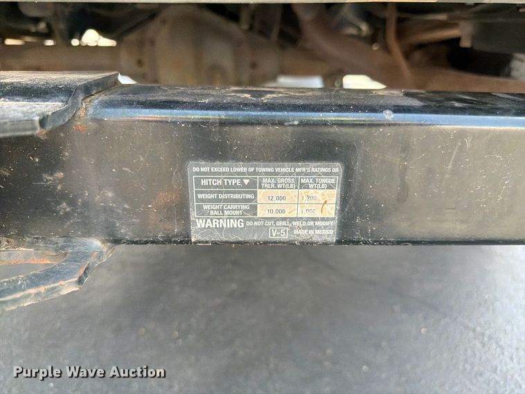 image for item EL2643 2004 Ford E250 van