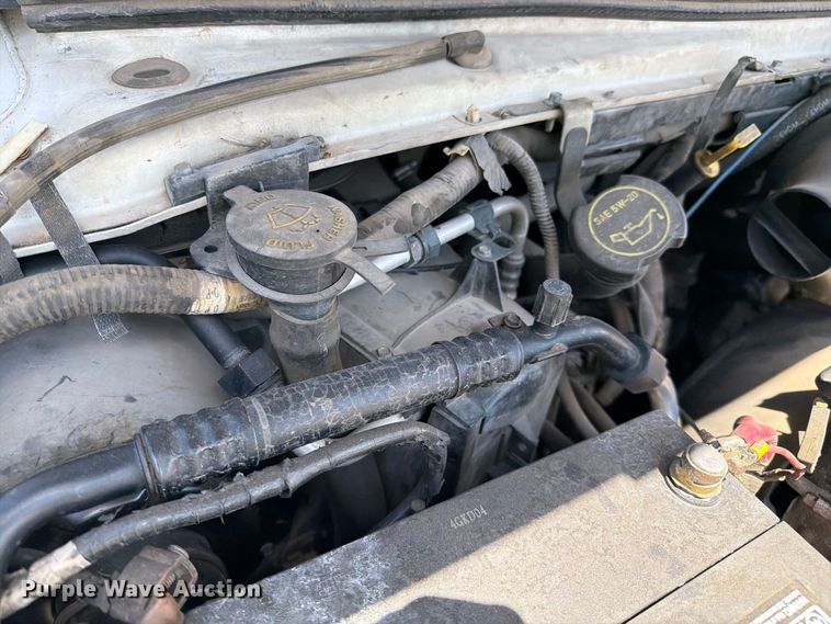 image for item EL2643 2004 Ford E250 van
