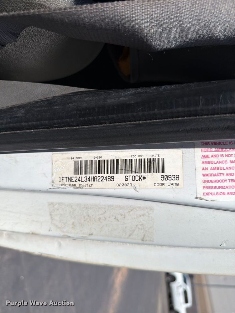 image for item EL2643 2004 Ford E250 van