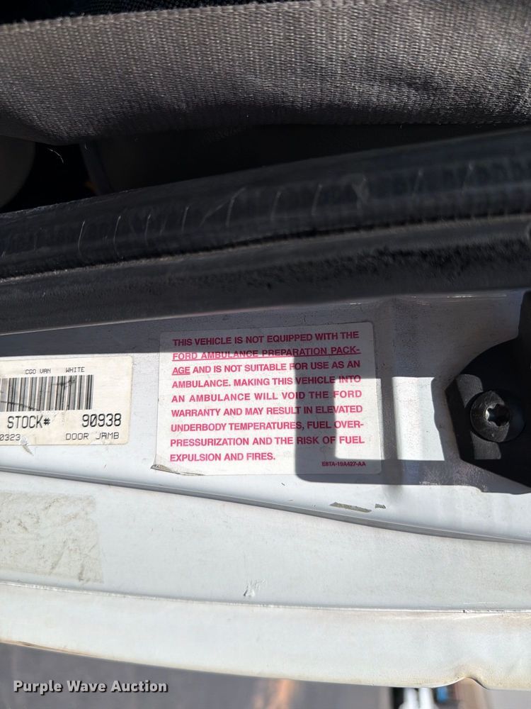 image for item EL2643 2004 Ford E250 van