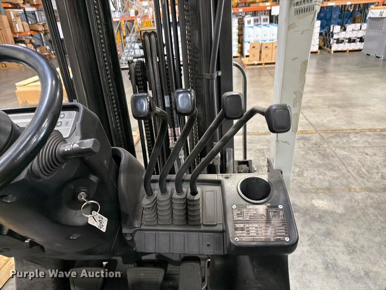 image for item EL2661 2019 UniCarriers CFS40 forklift