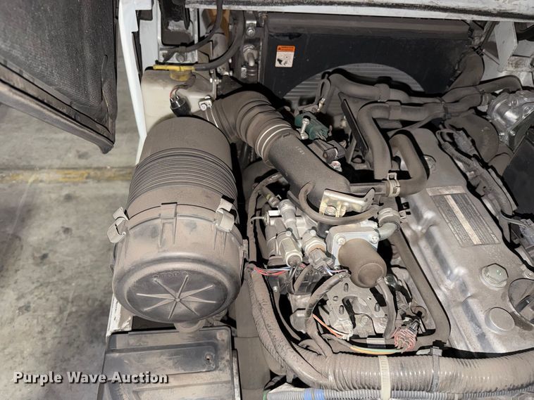 image for item EL2661 2019 UniCarriers CFS40 forklift