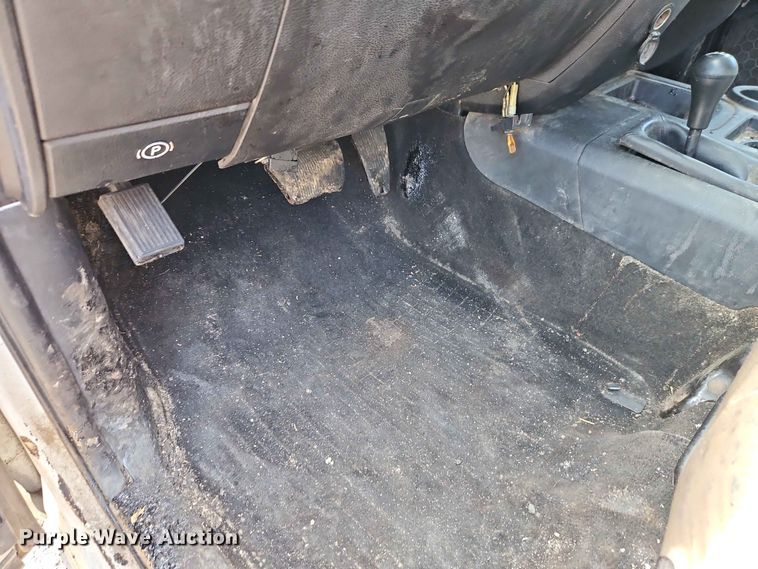 image for item EO7381 2014 RAM 2500 Crew Cab pickup truck