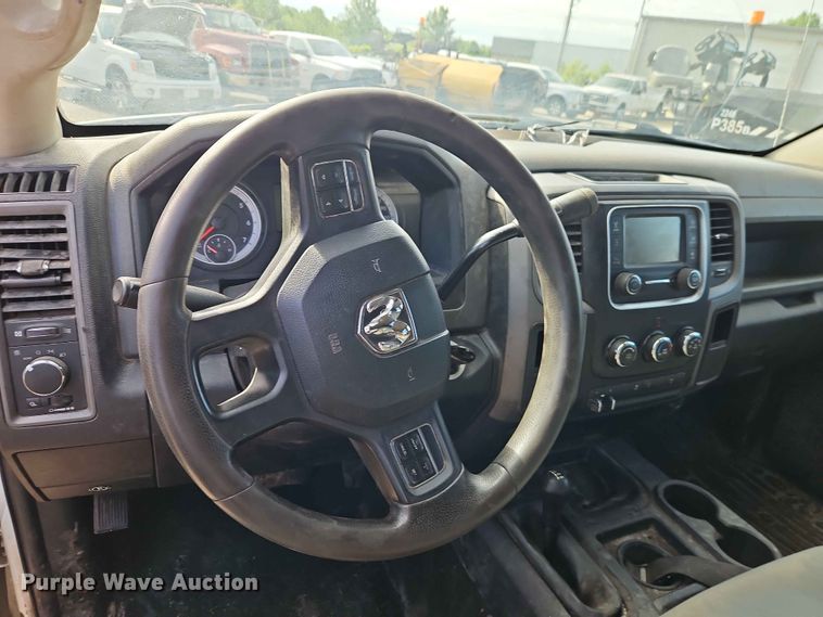 image for item EO7381 2014 RAM 2500 Crew Cab pickup truck