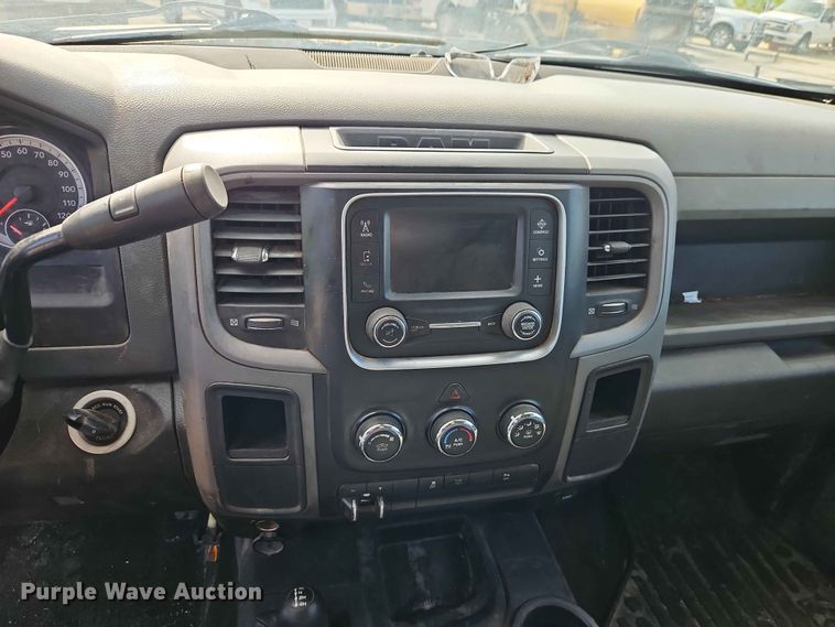 image for item EO7381 2014 RAM 2500 Crew Cab pickup truck