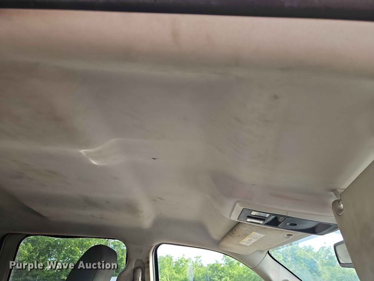 image for item EO7381 2014 RAM 2500 Crew Cab pickup truck
