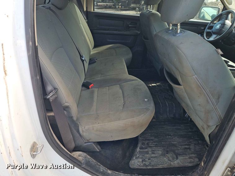 image for item EO7381 2014 RAM 2500 Crew Cab pickup truck