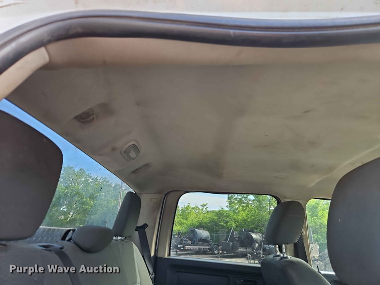 image for item EO7381 2014 RAM 2500 Crew Cab pickup truck