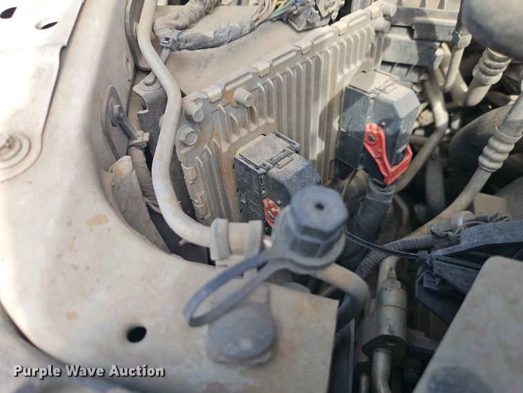 image for item EO7381 2014 RAM 2500 Crew Cab pickup truck
